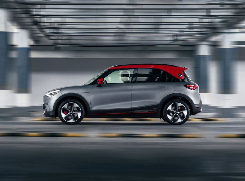 Le SUV urbain cinq places électrique smart #1 Brabus développe 428 ch