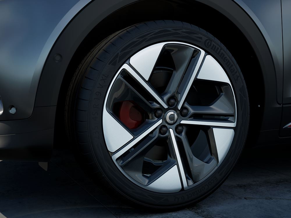 Le SUV urbain cinq places électrique smart #1 Brabus développe 428 ch