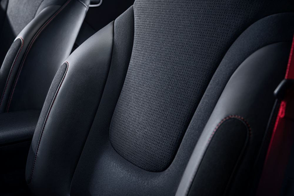 Le SUV urbain cinq places électrique smart #1 Brabus développe 428 ch