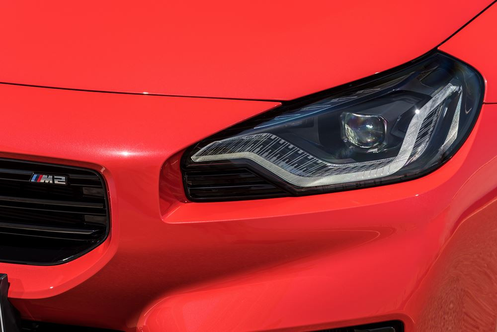 La compacte hautes performances BMW M2 Coupé embarque un six cylindres de 460 ch