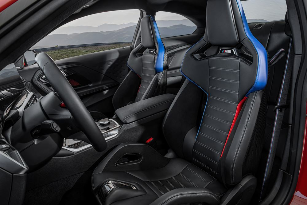 La compacte hautes performances BMW M2 Coupé embarque un six cylindres de 460 ch