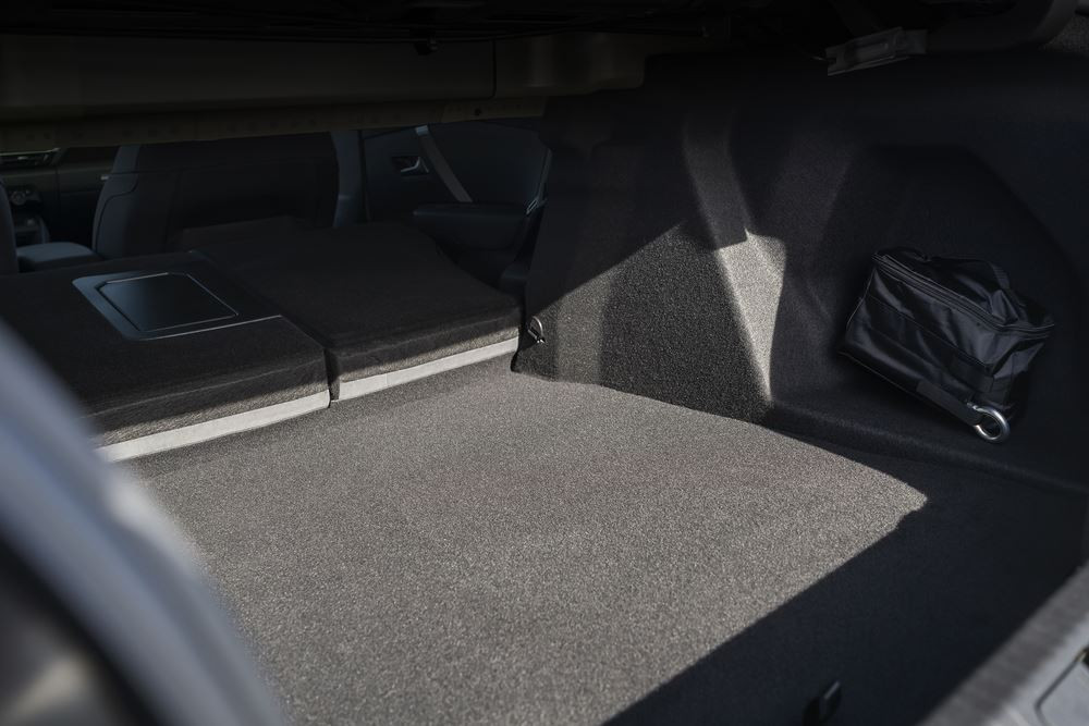 La Citroën ë-C4 X électrique revendique jusqu'à 360 km d'autonomie théorique