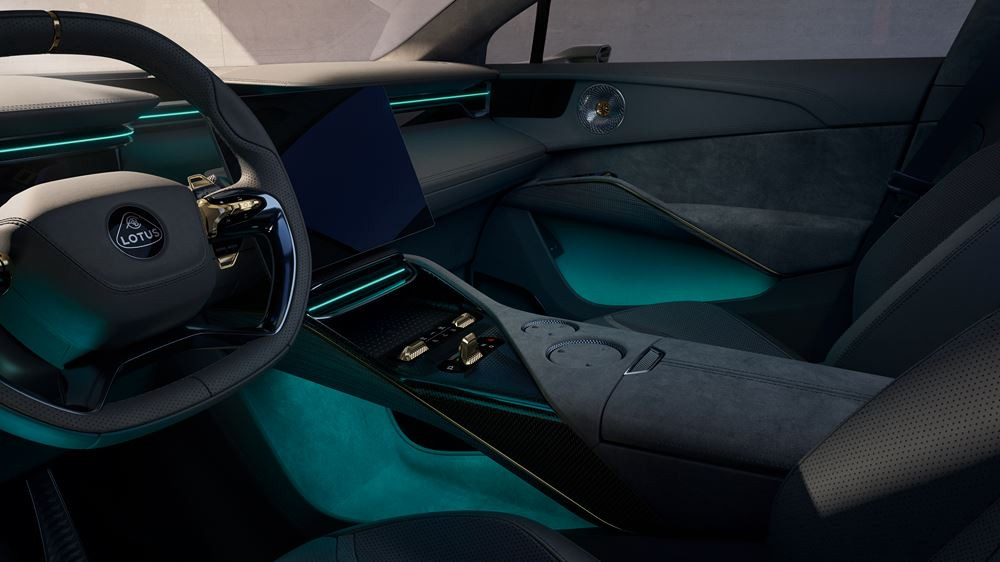 Le grand SUV électrique Lotus Eletre revendique des performances d'hypercar