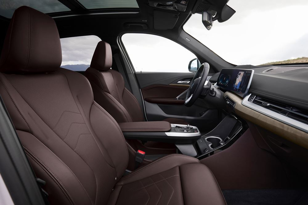 La BMW iX1 électrique affiche une autonomie WLTP voisine de 400 kilomètres