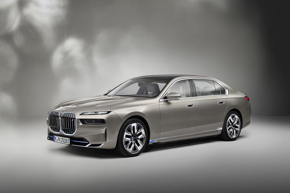 La limousine électrique BMW i7 xDrive60 revendique une autonomie WLTP voisine de 600 km