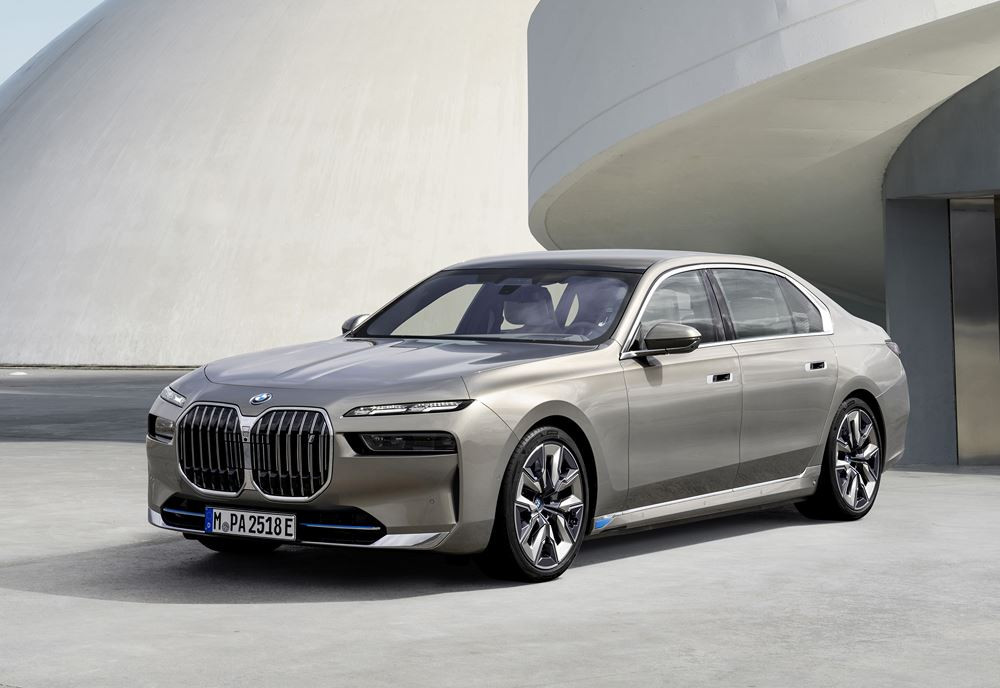 La limousine électrique BMW i7 xDrive60 revendique une autonomie WLTP voisine de 600 km