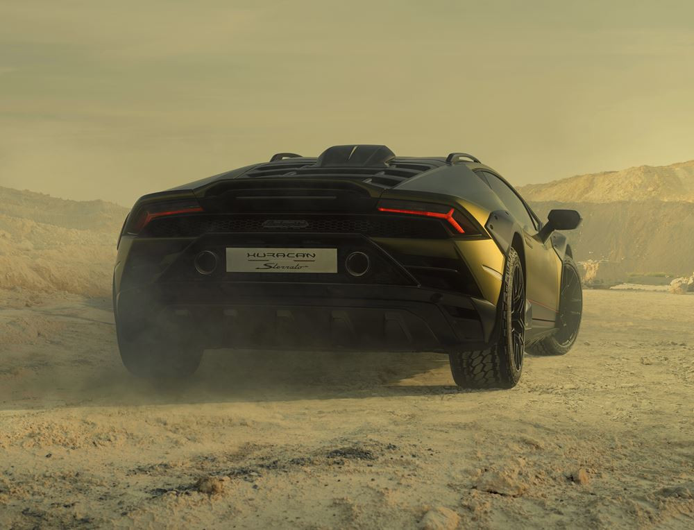 Lamborghini Huracán Sterrato : une hypercar tout-terrain à moteur V10 et transmission intégrale