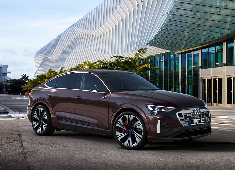 Le crossover Audi Q8 Sportback e-tron électrique revendique une autonomie jusqu'à 552 km