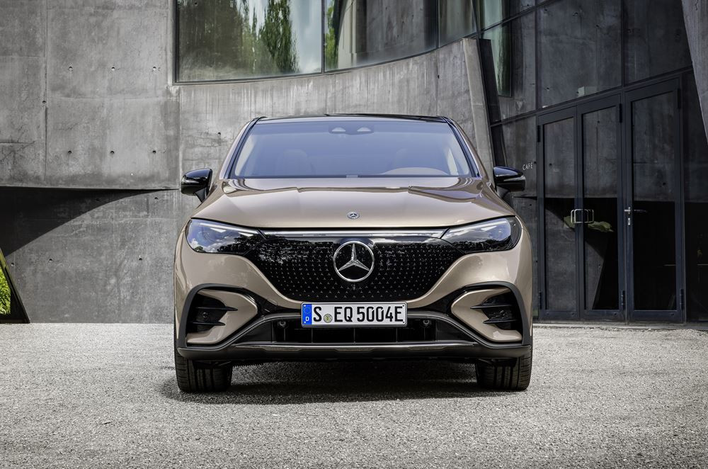 Le Mercedes EQE SUV électrique affiche jusqu'à 486-596 km d'autonomie WLTP