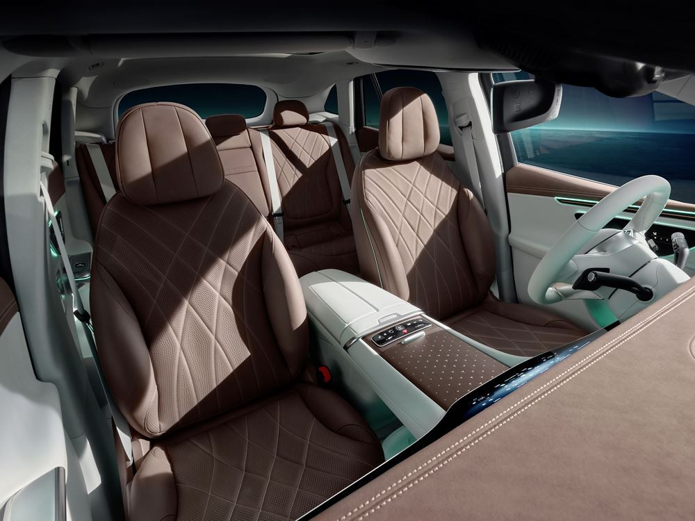 Le Mercedes EQE SUV électrique affiche jusqu'à 486-596 km d'autonomie WLTP