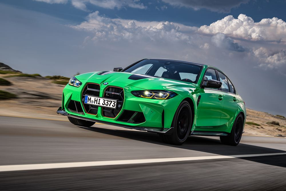 La BMW M3 CS Berline hautes performances procure encore plus d'intensité sur la route