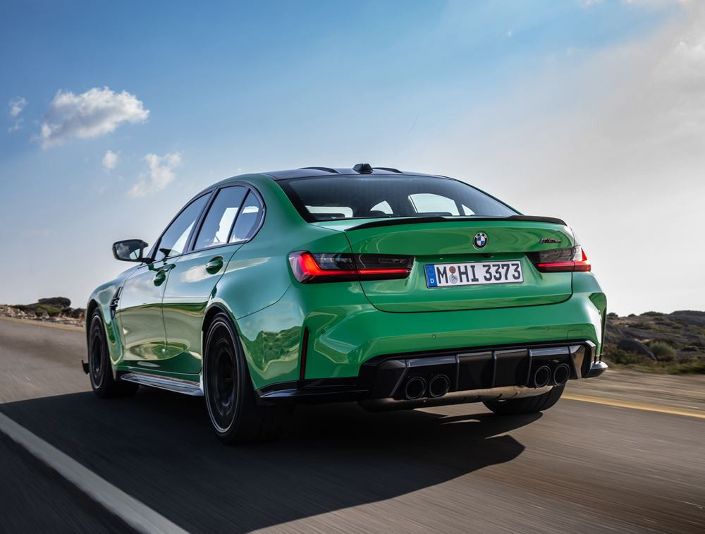 La BMW M3 CS Berline hautes performances procure encore plus d'intensité sur la route