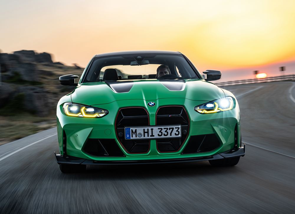 La BMW M3 CS Berline hautes performances procure encore plus d'intensité sur la route