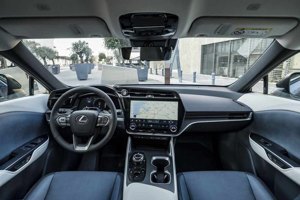 Le Lexus RZ 450e électrique exploite le potentiel de la technologie électrique