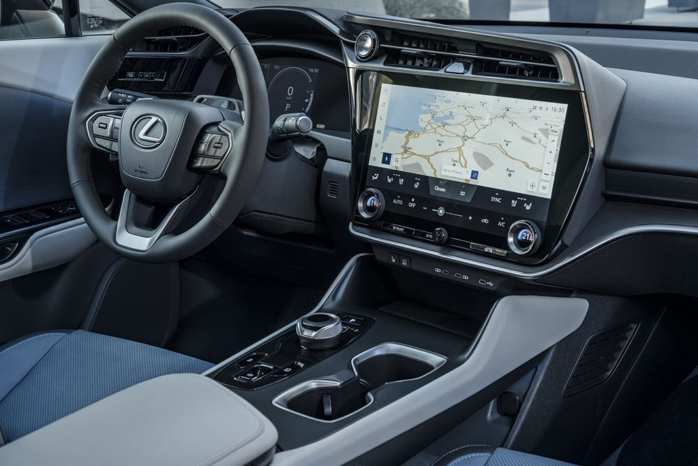 Le Lexus RZ 450e électrique exploite le potentiel de la technologie électrique