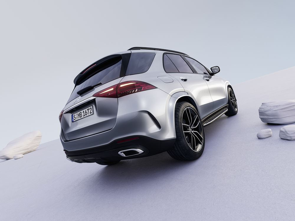 Le grand SUV Mercedes GLE mis à jour en approche