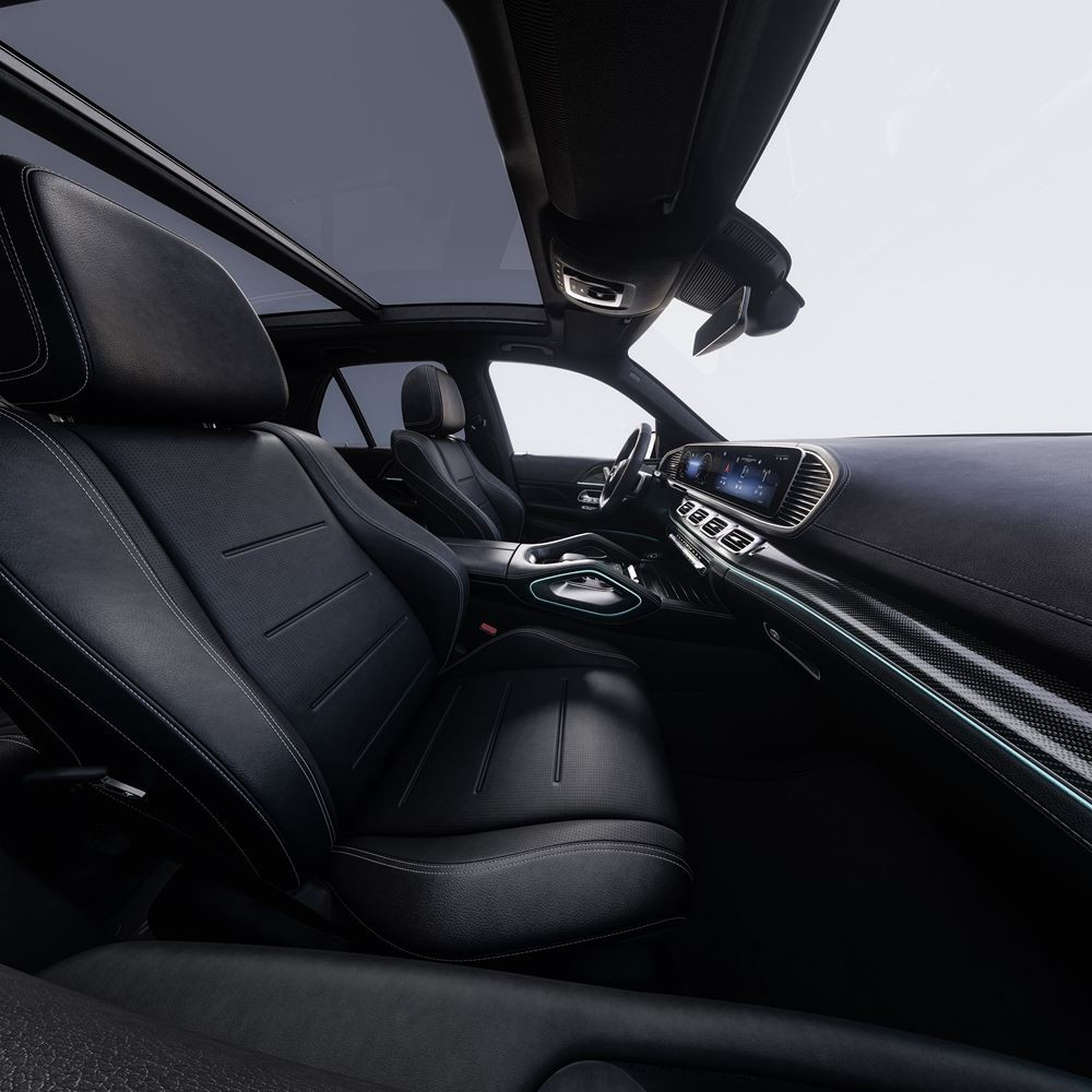 Le grand SUV Mercedes GLE mis à jour en approche
