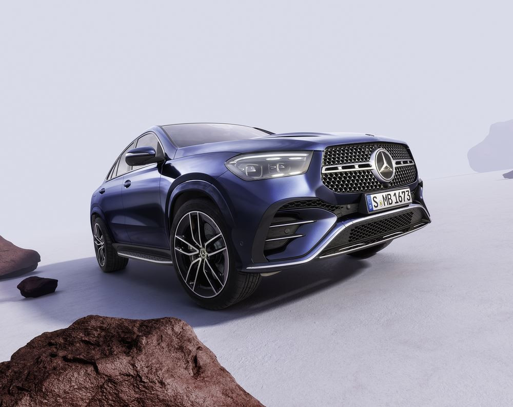 Le grand SUV Mercedes GLE Coupé mis à jour en approche