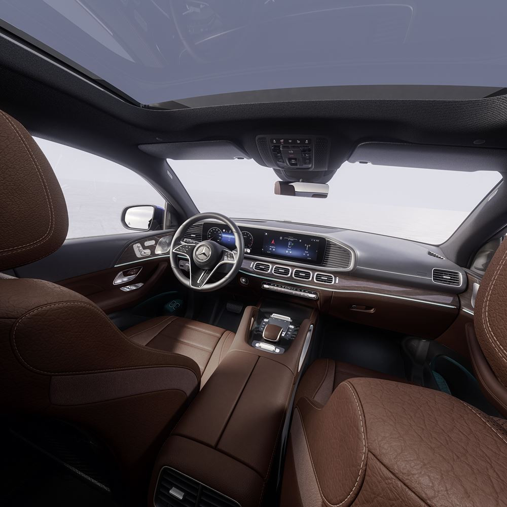 Le grand SUV Mercedes GLE Coupé mis à jour en approche