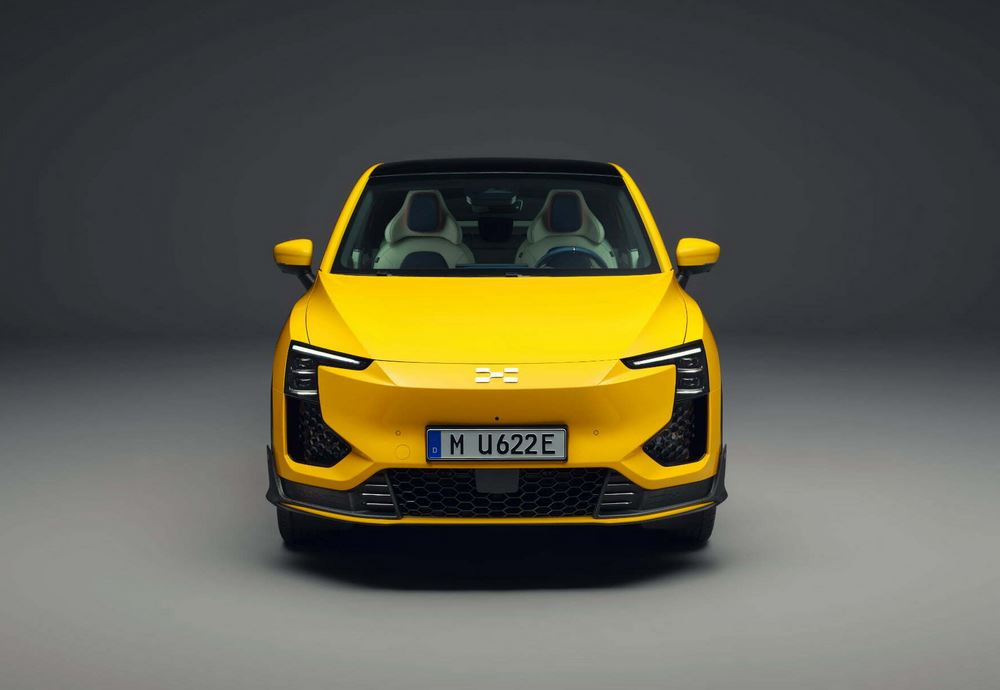 Le coupé SUV électrique à batterie Aiways U6 affiche une allure sportive