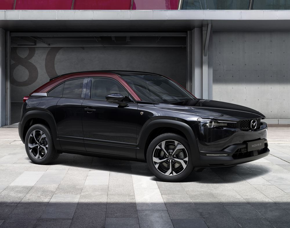 Le Mazda MX-30 e-Skyactiv R-EV hybride rechargeable affiche une autonomie électrique de 85 km en cycle WLTP