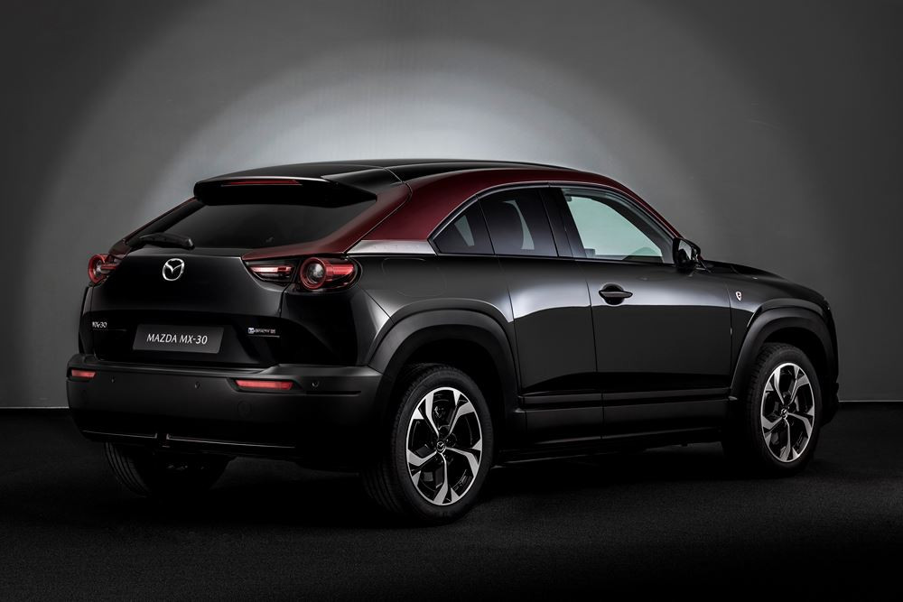 Le Mazda MX-30 e-Skyactiv R-EV hybride rechargeable affiche une autonomie électrique de 85 km en cycle WLTP