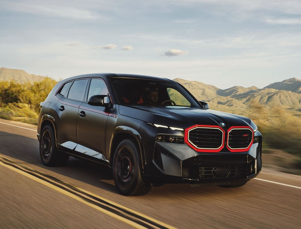 La BMW XM Label Red haute performance électrifiée débite une puissance de 748 ch