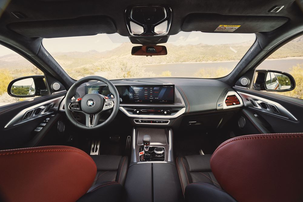 La BMW XM Label Red haute performance électrifiée débite une puissance de 748 ch