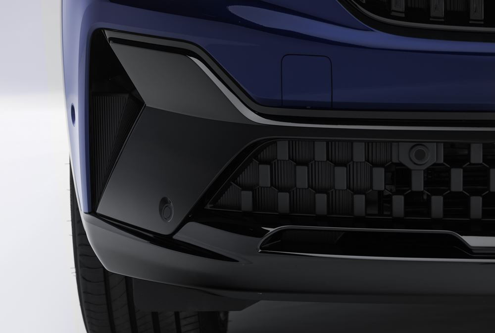 Le Renault Espace prend l'allure d'un SUV sept places à la ligne dynamique