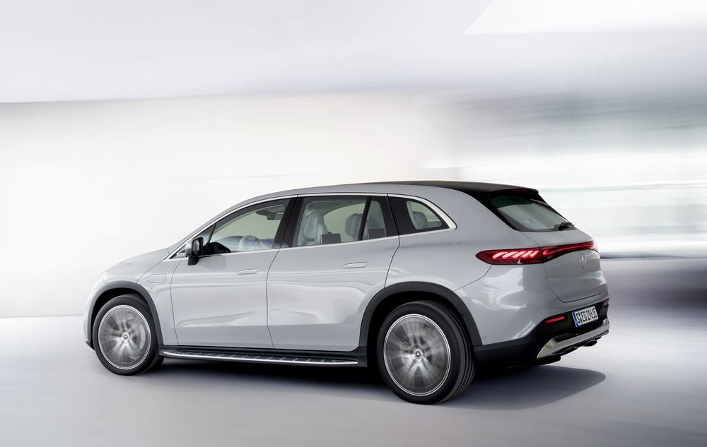 Mercedes EQS SUV: une limousine de luxe électrique surélevée pour un maximum de sept passagers