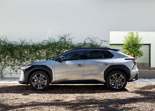 Le SUV électrique à batterie Toyota bZ4X repose sur une architecture modulaire dédiée