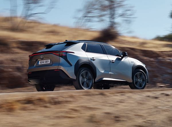 Le SUV électrique à batterie Toyota bZ4X repose sur une architecture modulaire dédiée