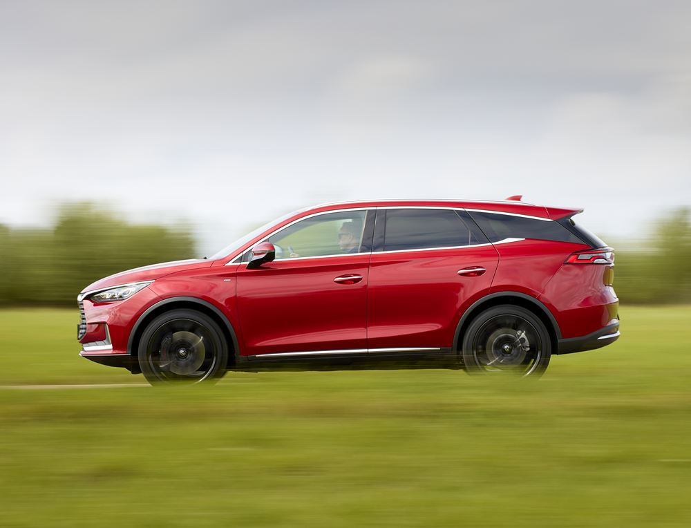 Le grand SUV électrique Byd Tang transporte jusqu'à 7 personnes