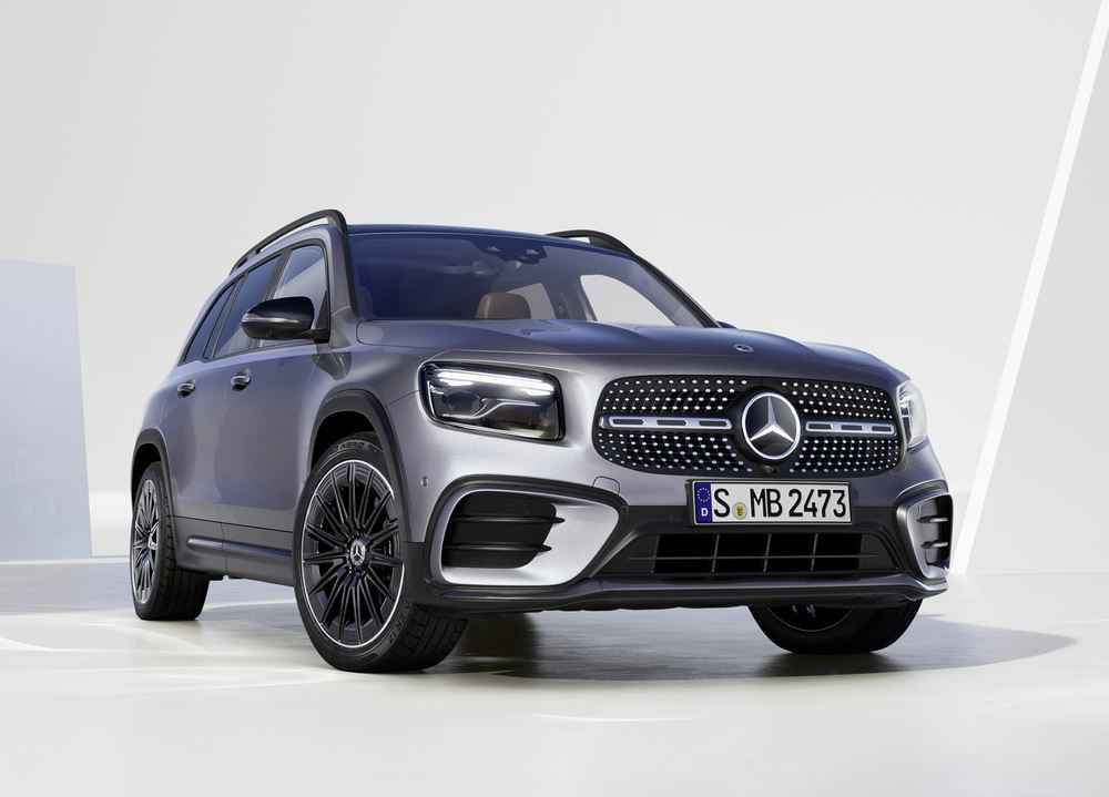 Le SUV compact rallongé Mercedes-Benz GLB mis à jour affiche un design retravaillé