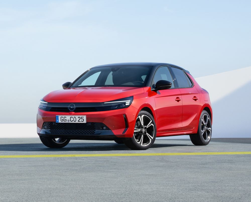 L'Opel Corsa restylée adopte la face avant caractéristique Vizor de la marque