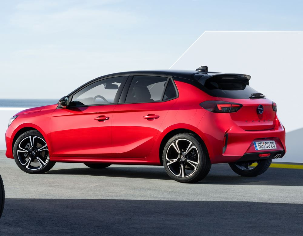 L'Opel Corsa restylée adopte la face avant caractéristique Vizor de la marque