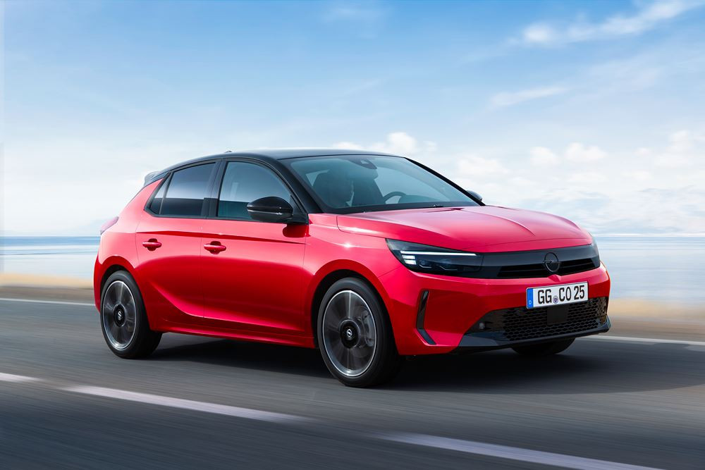 L'Opel Corsa restylée adopte la face avant caractéristique Vizor de la marque