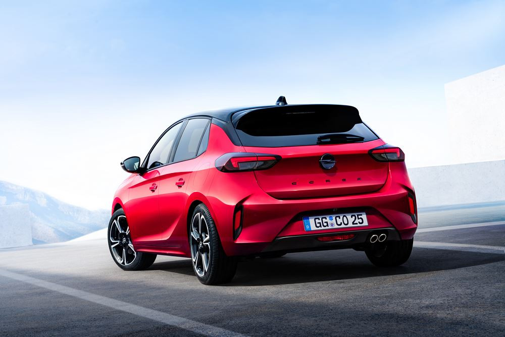 L'Opel Corsa restylée adopte la face avant caractéristique Vizor de la marque