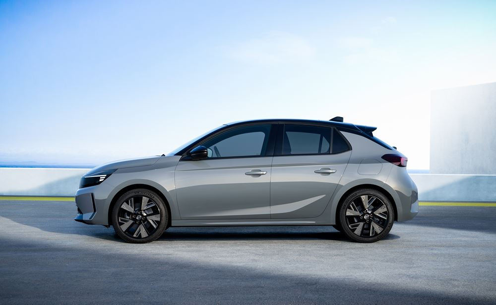L'Opel Corsa Electric restylée affiche une autonomie WLTP allant jusqu'à 402 kilomètres
