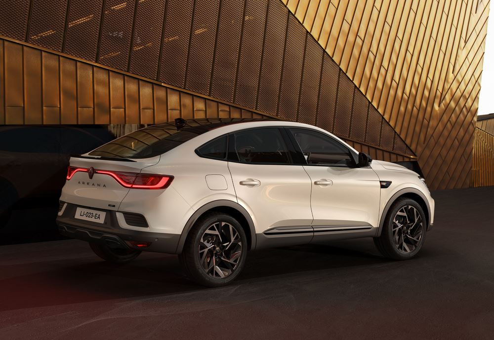 Le SUV coupé du segment C Renault Arkana « Nouvelle Vague » en approche