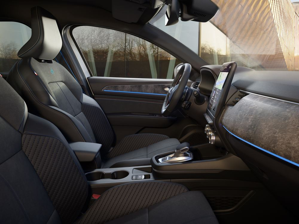 Le SUV coupé du segment C Renault Arkana « Nouvelle Vague » en approche