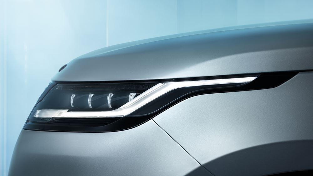 Le Range Rover Velar restylé affiche un design minimaliste spectaculaire