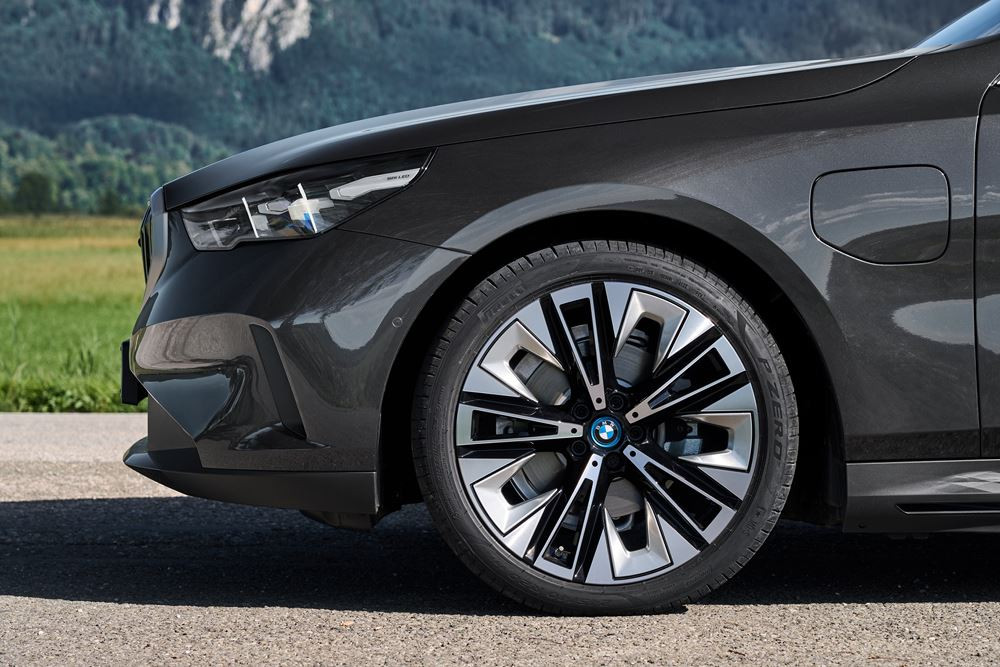 La BMW Série 5 Berline affiche un langage stylistique moderne