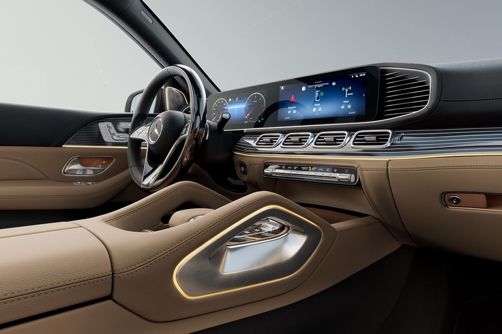 Le grand SUV Mercedes-Benz GLS s'offre une calandre encore plus marquante