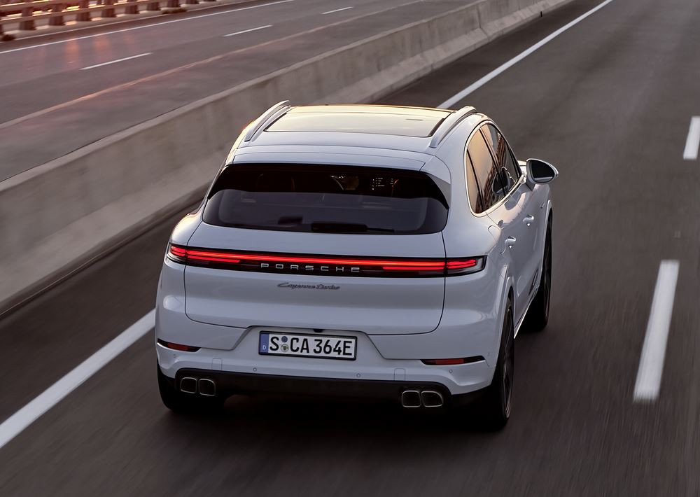 Le Porsche Cayenne Turbo E-Hybrid est le SUV Porsche le plus puissant de tous les temps