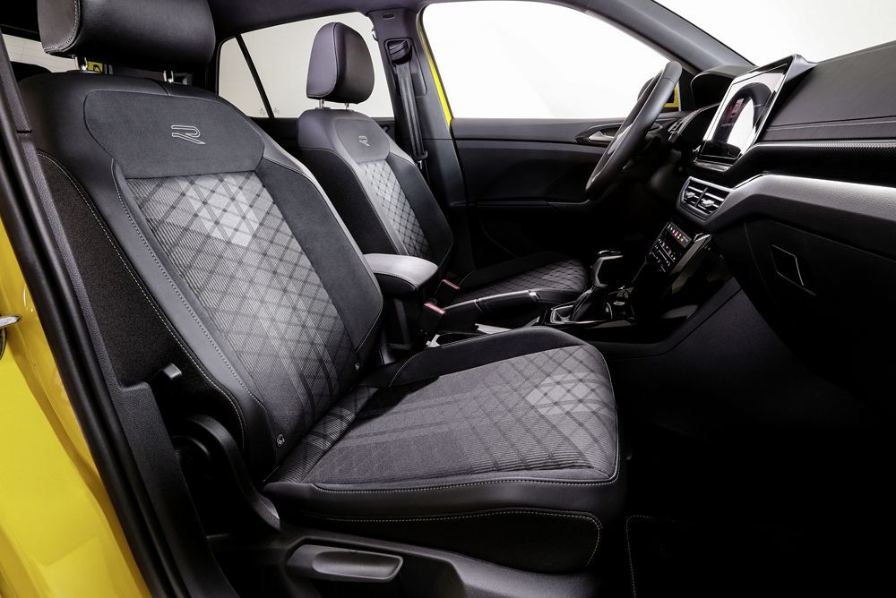 Le SUV urbain Volkswagen T-Cross mis à jour en approche