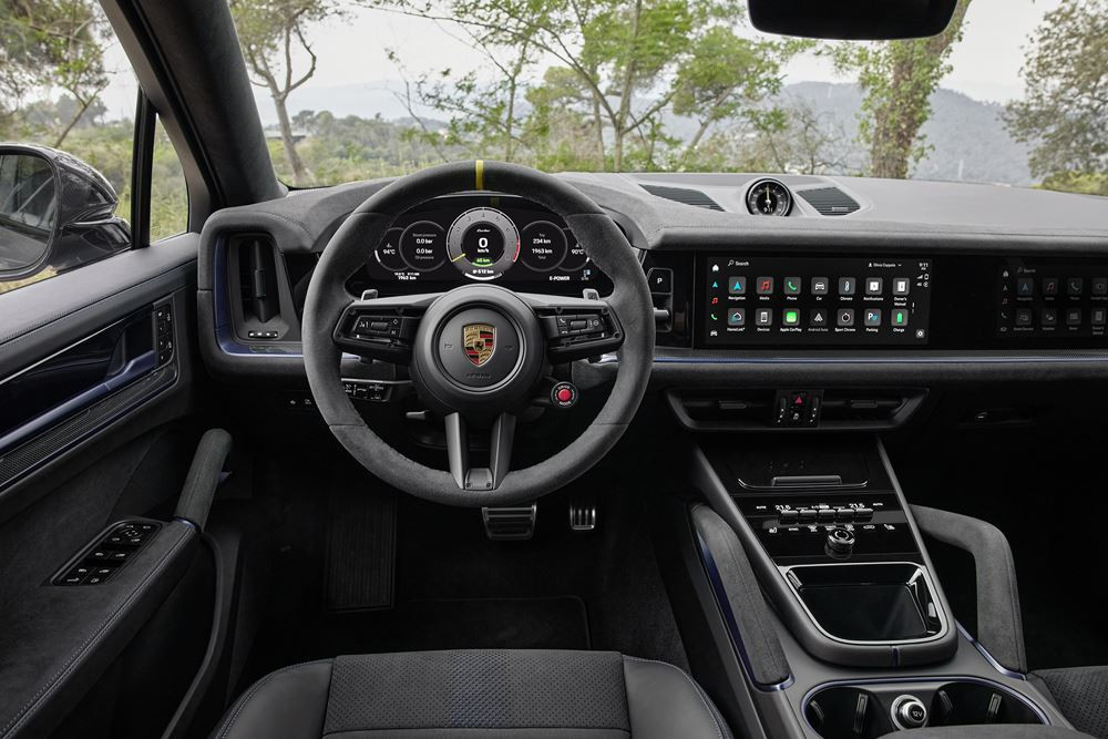 Le Porsche Cayenne Turbo E-Hybrid Coupé développe une puissance de 739 ch