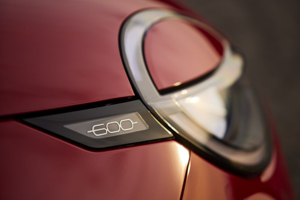La Fiat 600e électrique vise la mobilité urbaine italienne