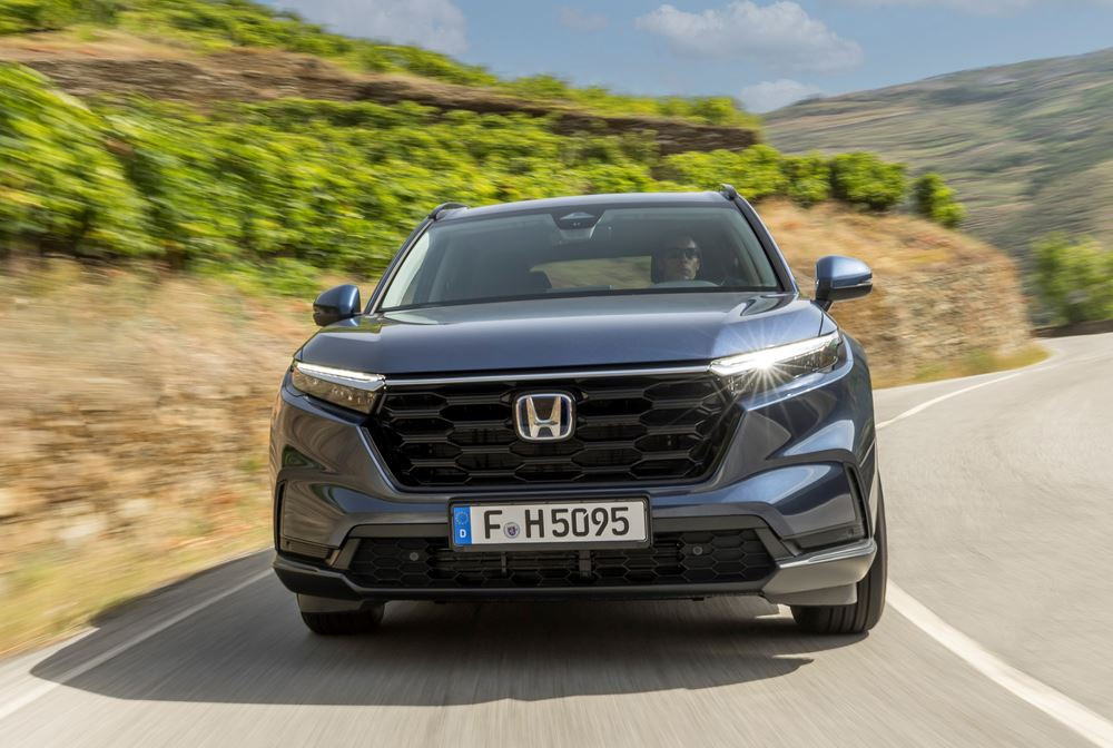 Le SUV Honda CR-V de sixième génération affiche un aspect plus affirmé à l'avant