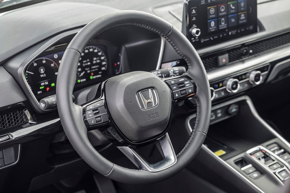 Le SUV Honda CR-V de sixième génération affiche un aspect plus affirmé à l'avant